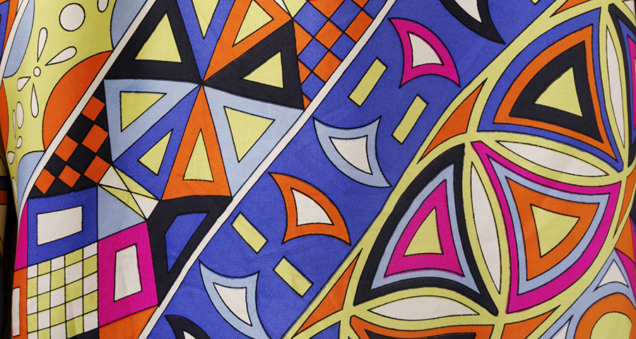 Detail of Pucci, tunic and leggings, 1965. Photo © Victoria and Albert Museum, London.
